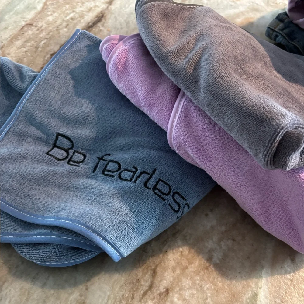 Wuwahold Microfiber Gym Towel Set of 3. Be Fearless' Embroidery